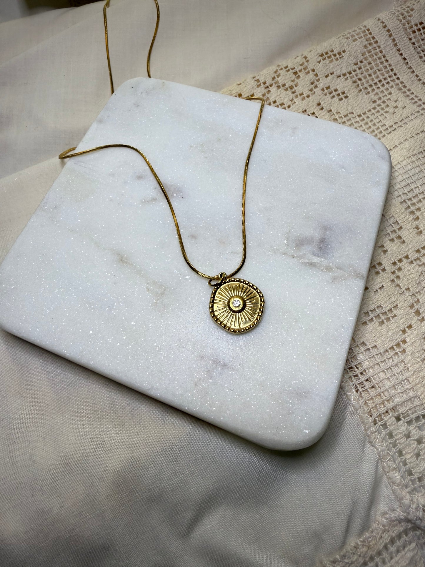 Kyla medallion Necklace