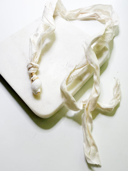 Calypso shell sari necklace